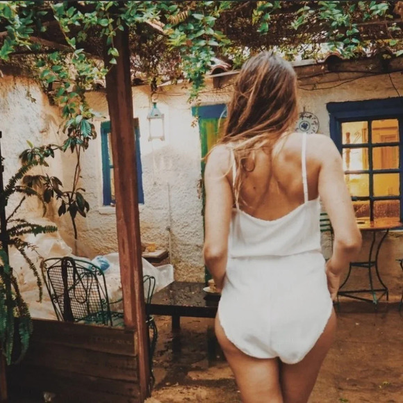 Vintage - NWT White Satin Lace Trimmed 80's Bodysuit - Picture 7 of 10